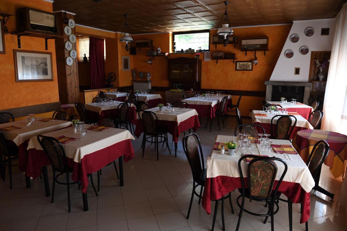 Hotel La Capannina Massino Visconti ภายนอก รูปภาพ